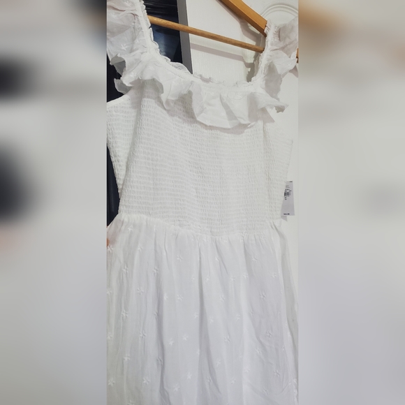 Dress - Picture 3 of 7